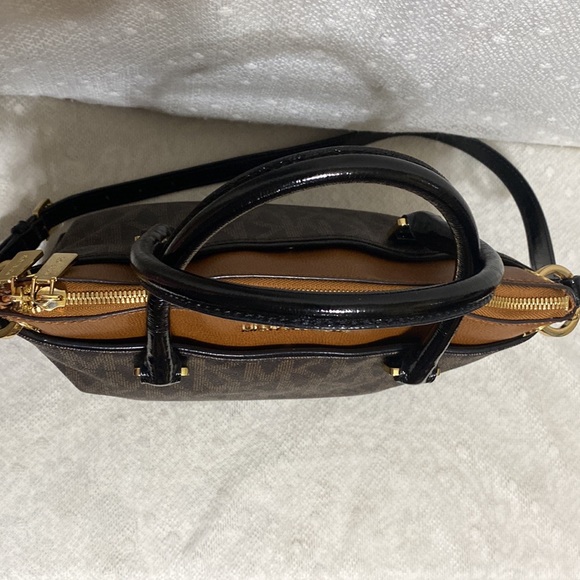*SOLD*MICHAEL Michael Kors Aubrey Satchel In Brown/Luggage - Picture 11 of 17